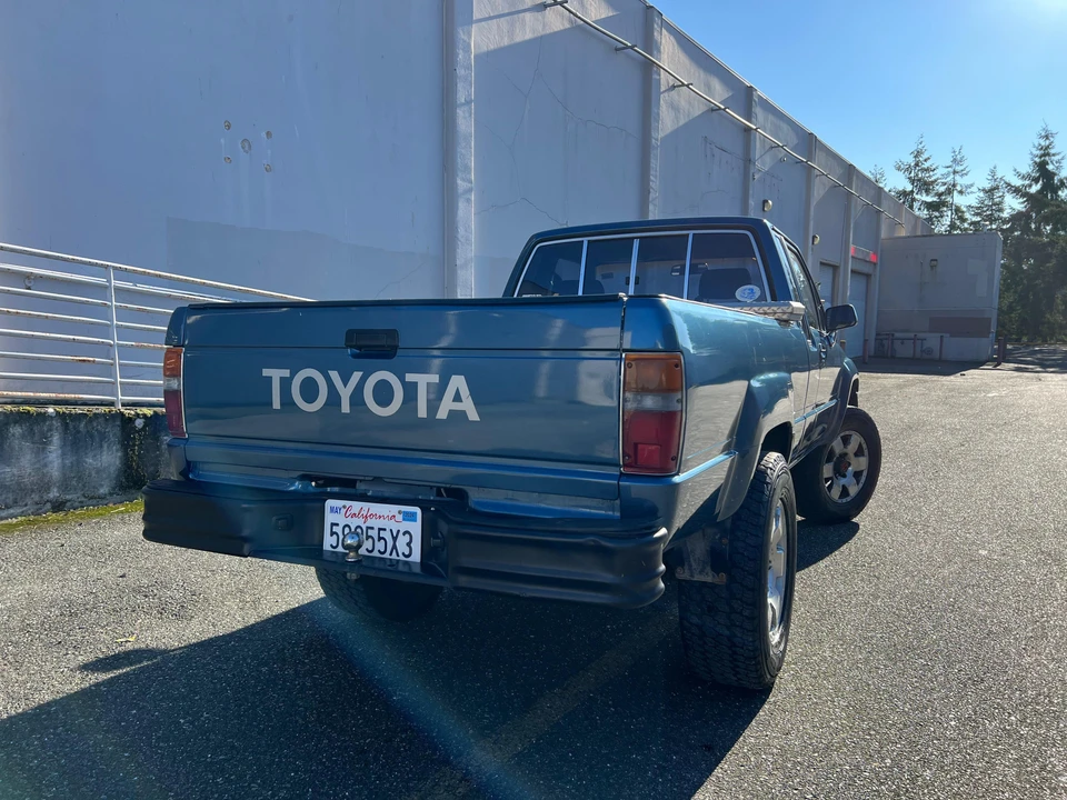 1988 Toyota Hilux 4th Gen - Image 23 of 31
