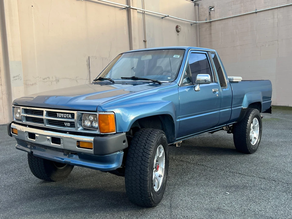 1988 Toyota Hilux 4th Gen - Image 29 of 31