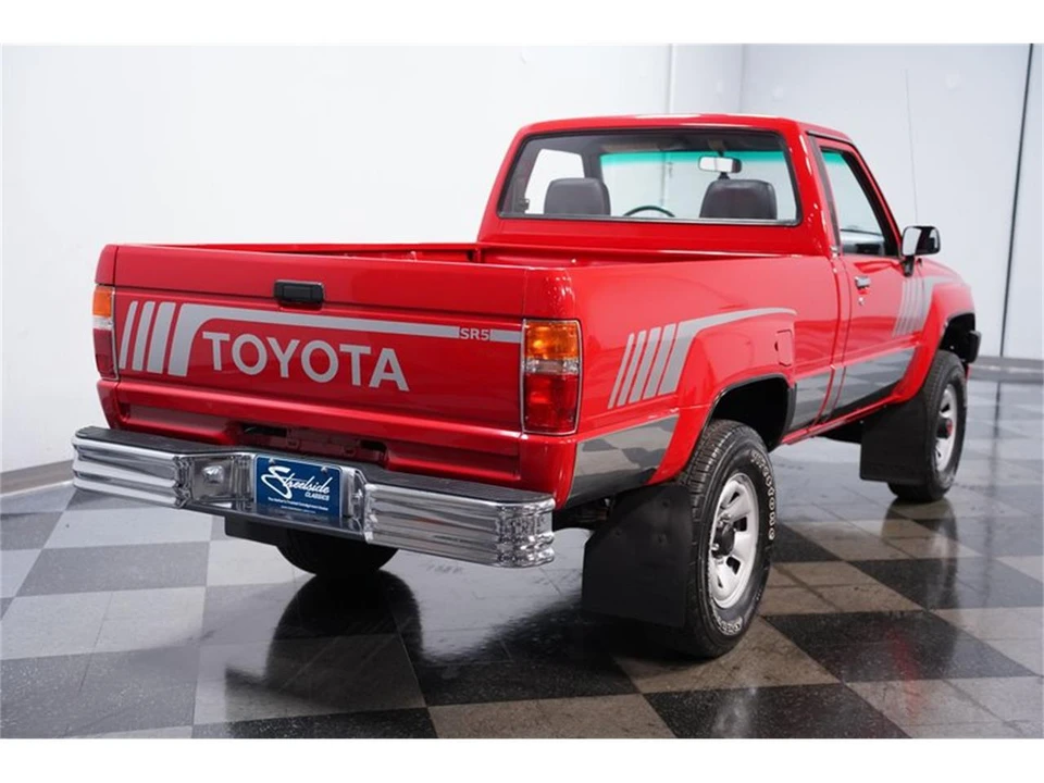 1988 Toyota Hilux 4th Gen - Image 11 of 31