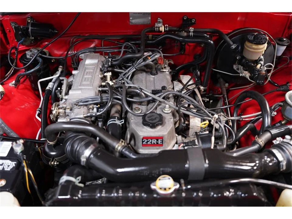 1988 Toyota Hilux 4th Gen - Image 3 of 31