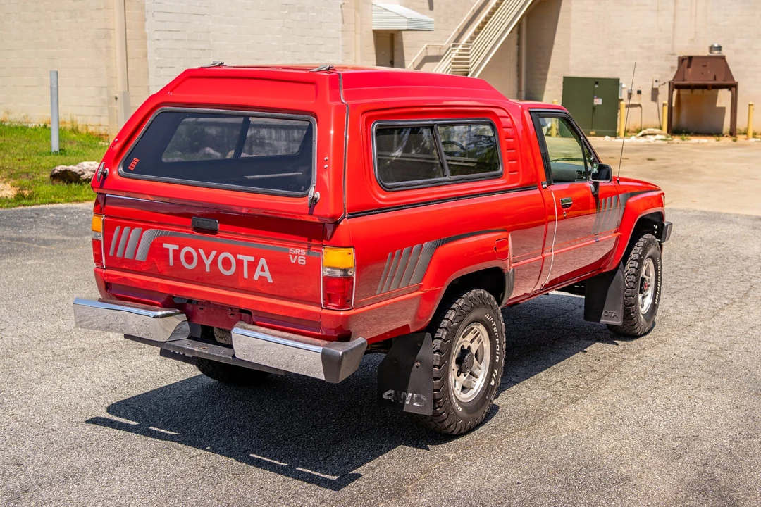 1988 Toyota Hilux 4th Gen - Image 6 of 31
