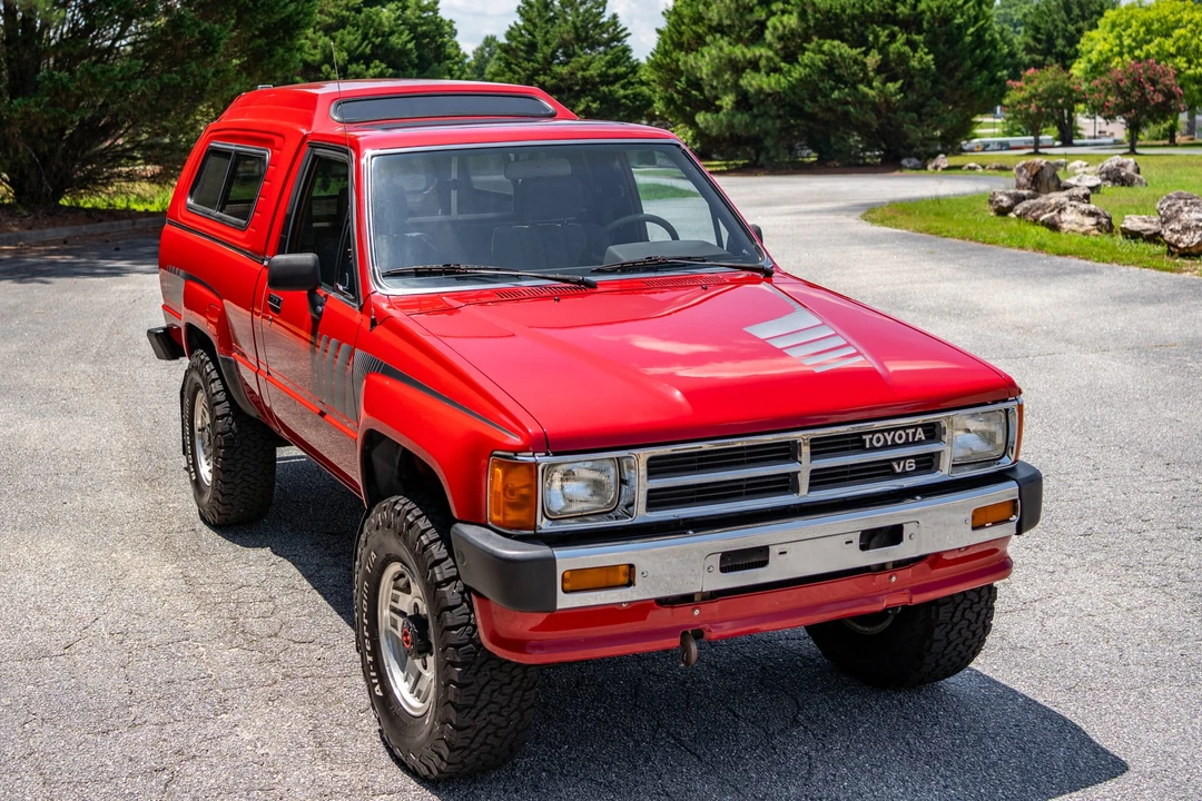 1988 Toyota Hilux 4th Gen - Image 9 of 31