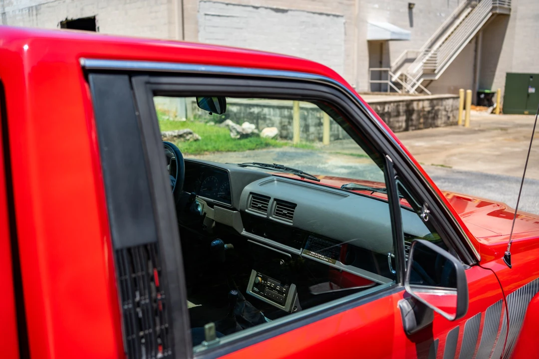 1988 Toyota Hilux 4th Gen - Image 24 of 31