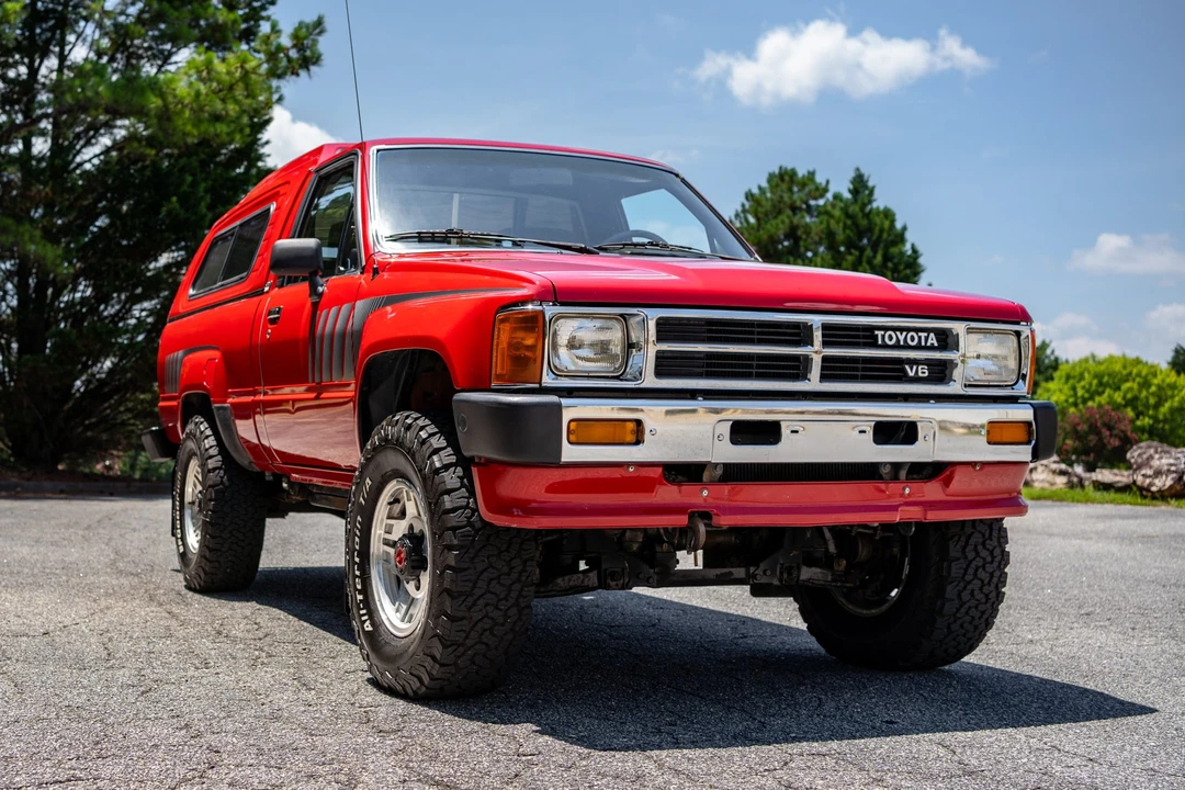 1988 Toyota Hilux 4th Gen - Image 8 of 31