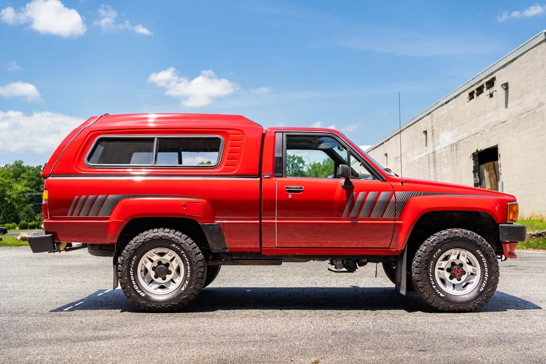 1988 Toyota Hilux 4th Gen - Image 7 of 31