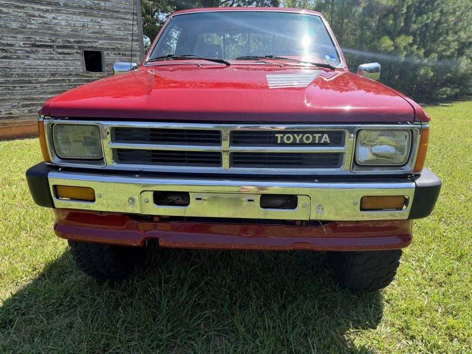 1988 Toyota Hilux 4th Gen - Image 12 of 24