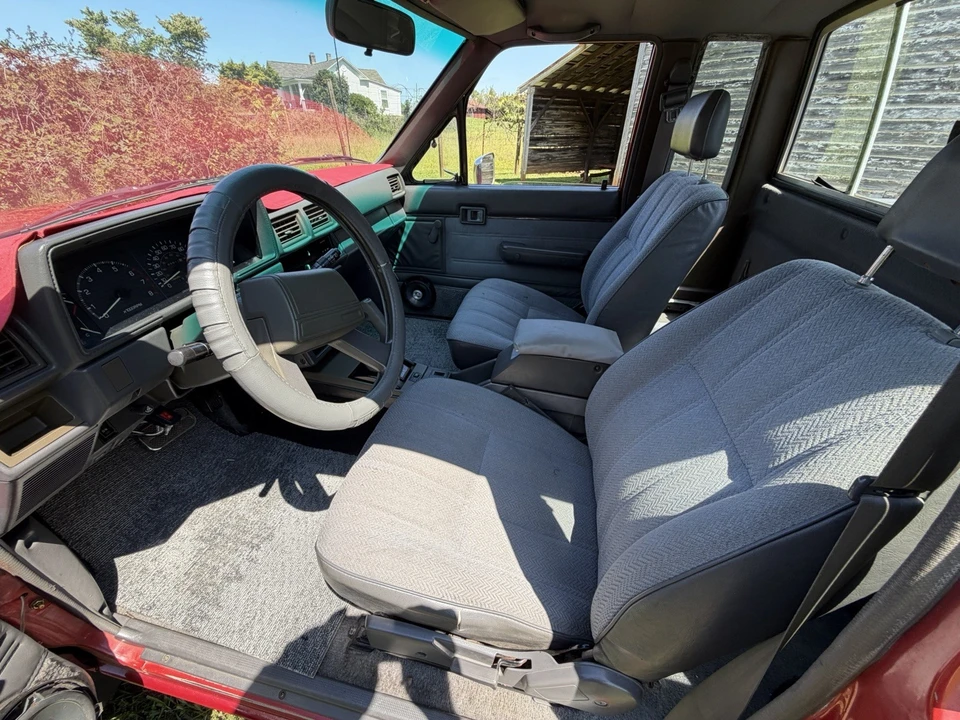 1988 Toyota Hilux 4th Gen - Image 10 of 24