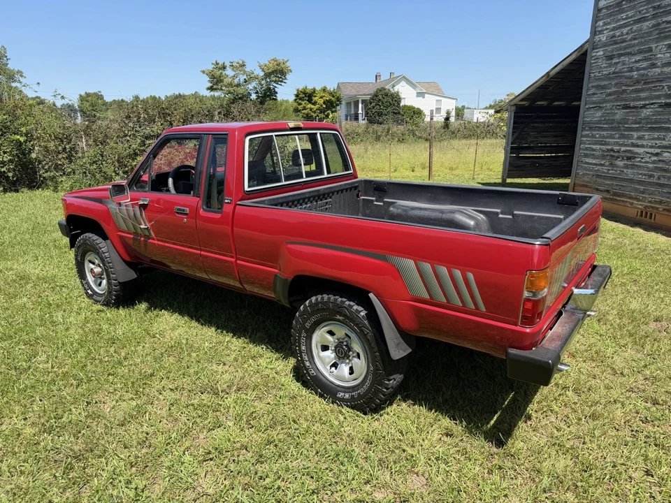 1988 Toyota Hilux 4th Gen - Image 3 of 24