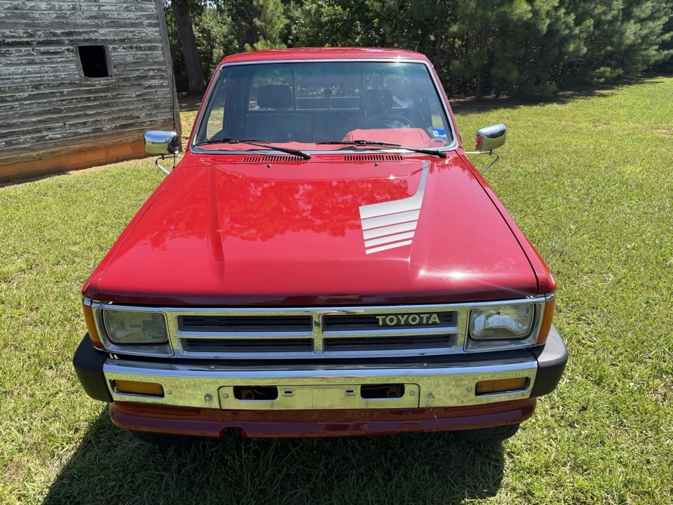 1988 Toyota Hilux 4th Gen - Image 5 of 24