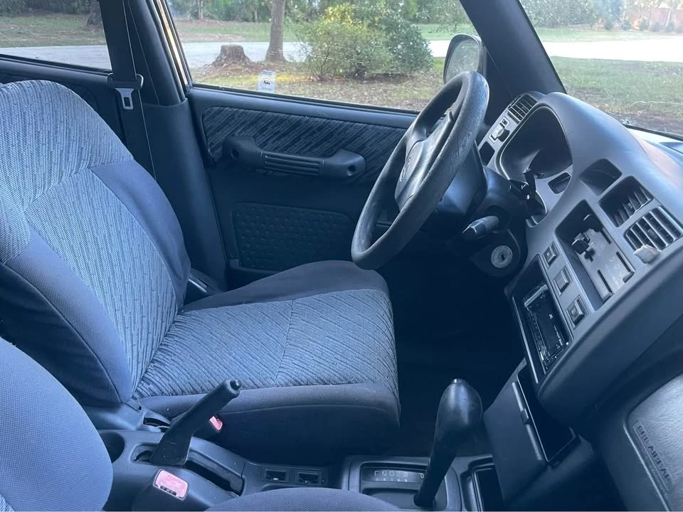 1988 Toyota RAV4 - Image 5 of 5