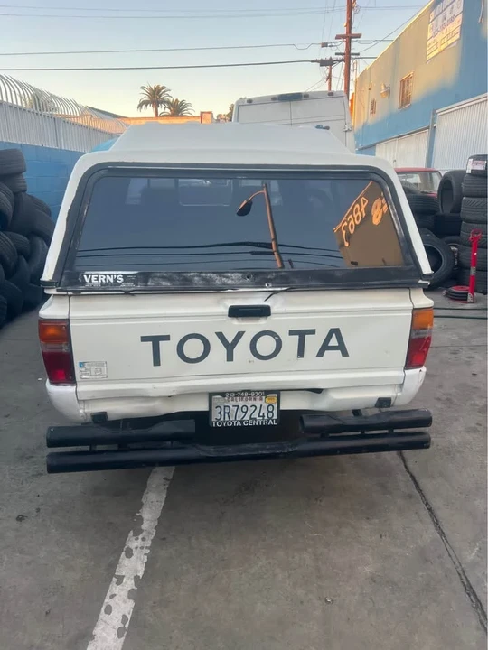 1988 Toyota Dolphin - Image 5 of 10
