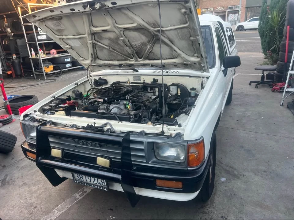 1988 Toyota Dolphin - Image 10 of 10