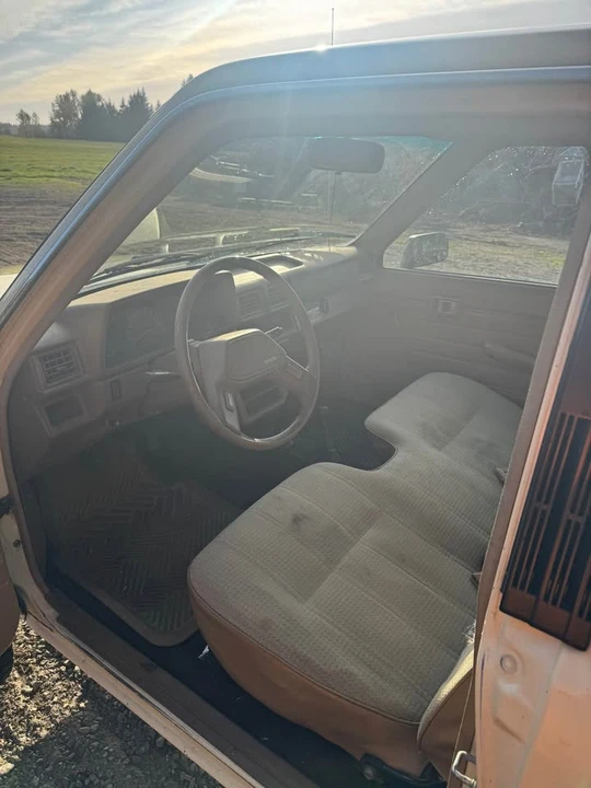 1988 Toyota Dolphin - Image 4 of 7