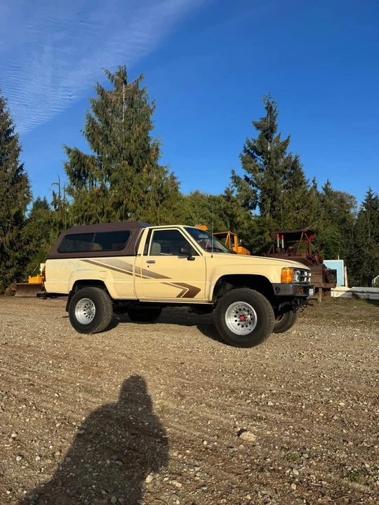 1988 Toyota Dolphin - Image 2 of 7