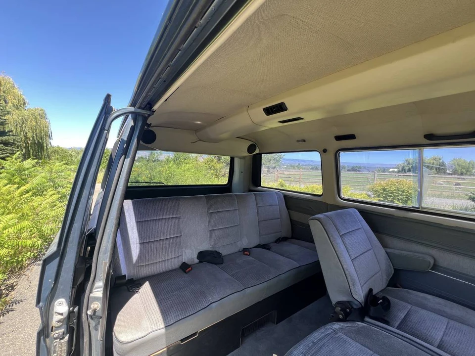 1988 Volkswagen Vanagon - Image 11 of 14