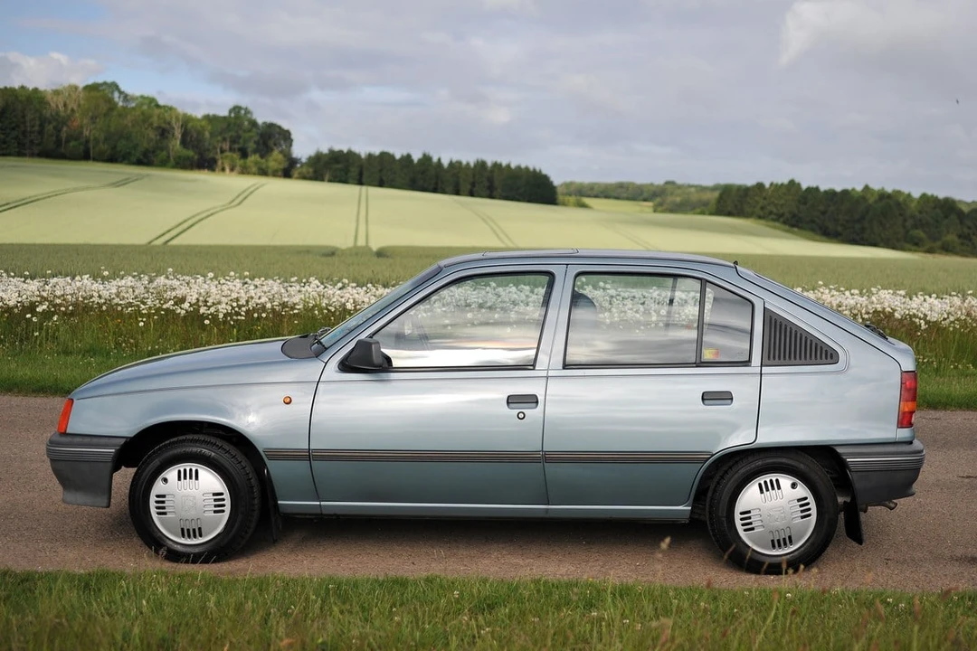 1988 Vauxhall - Image 8 of 30