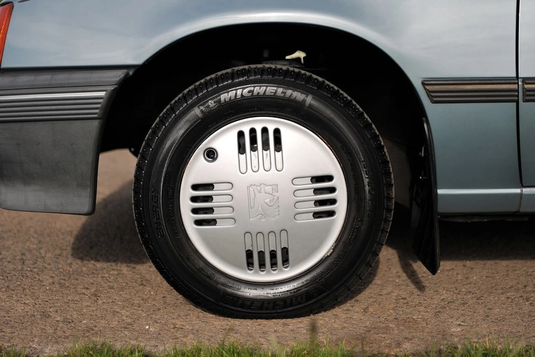 1988 Vauxhall - Image 9 of 30