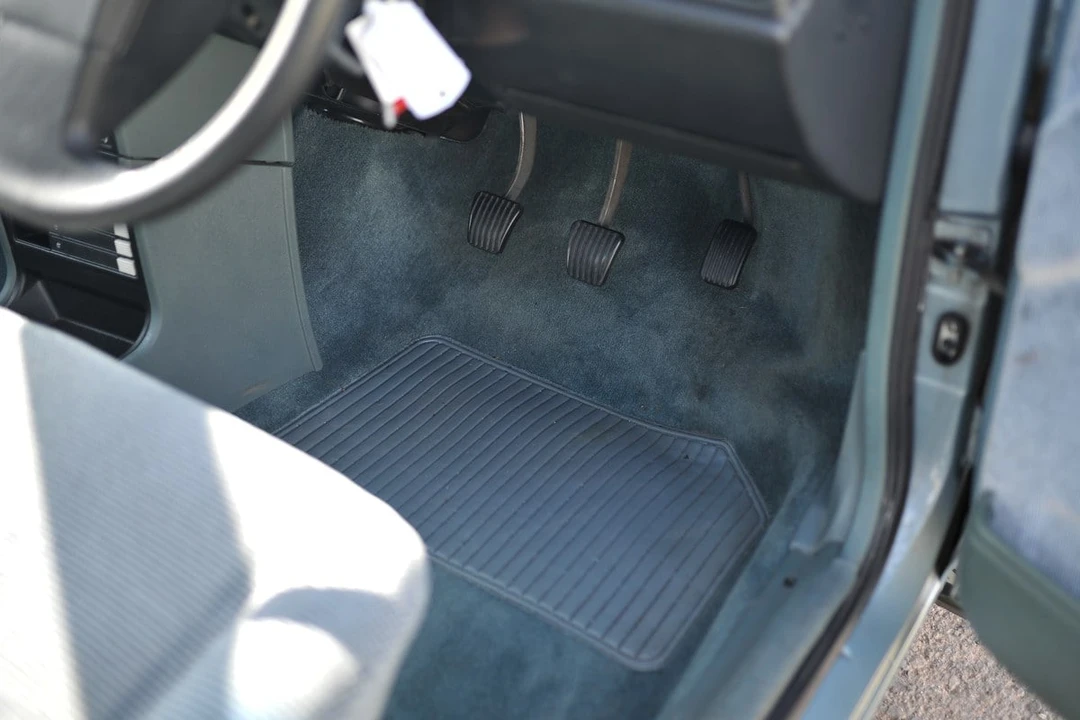 1988 Vauxhall - Image 15 of 30