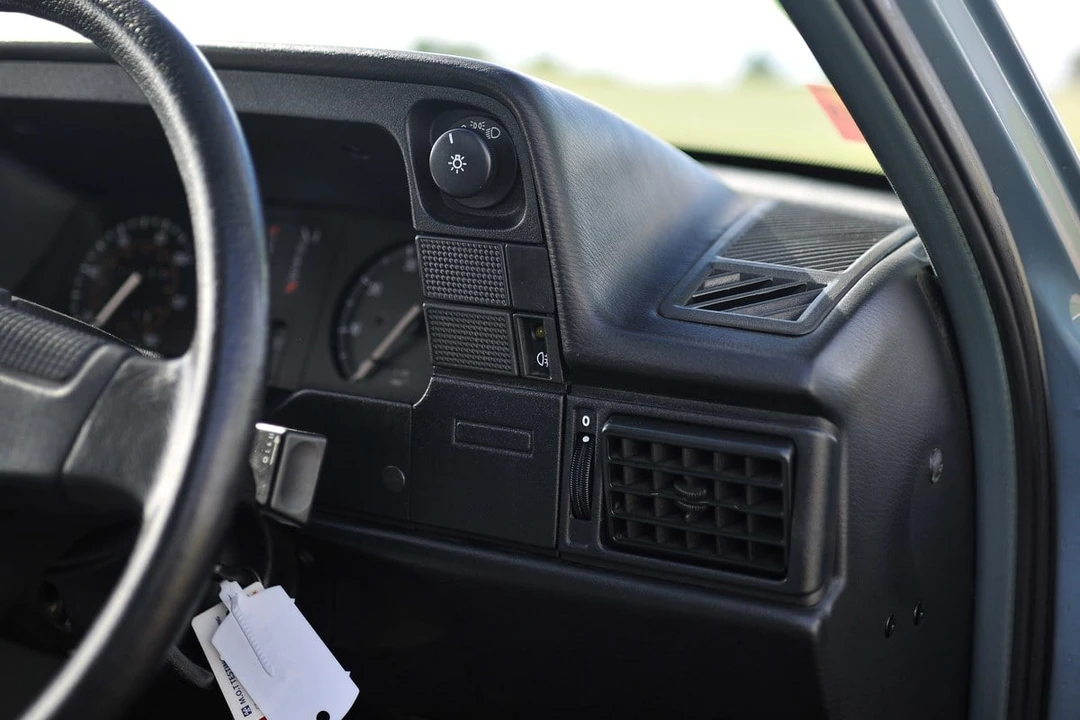 1988 Vauxhall - Image 16 of 30