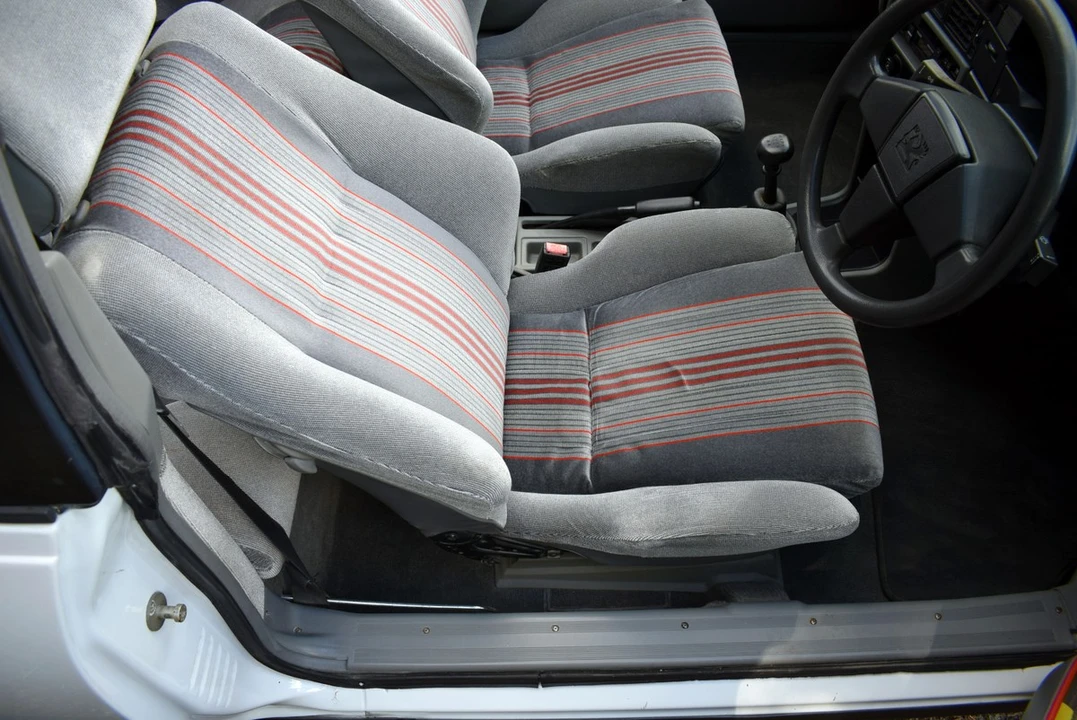 1988 Vauxhall - Image 25 of 30