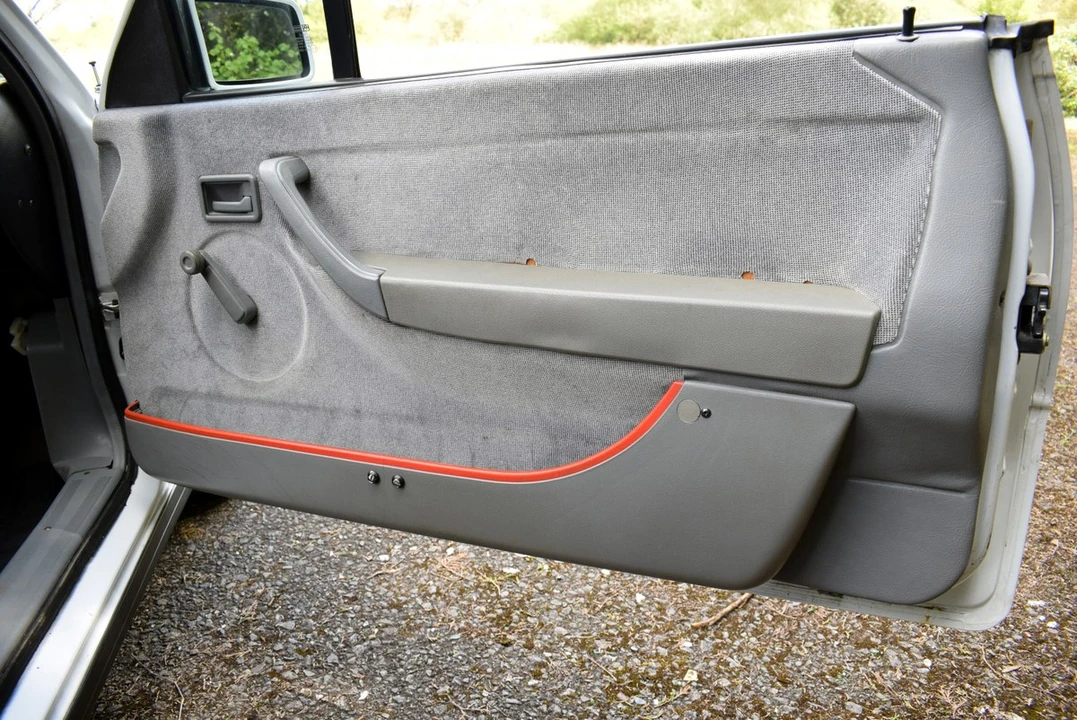 1988 Vauxhall - Image 28 of 30