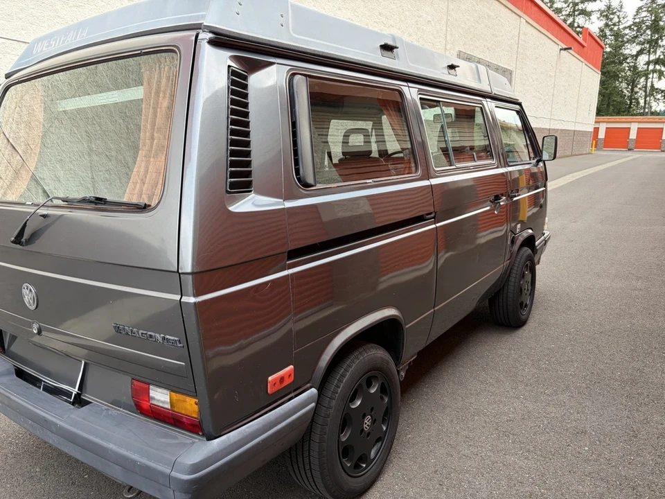 1988 Volkswagen Bay-Window Bus - Image 19 of 21