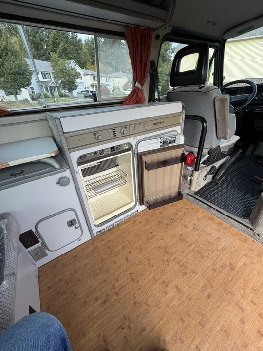1988 Volkswagen Bay-Window Bus - Image 17 of 21