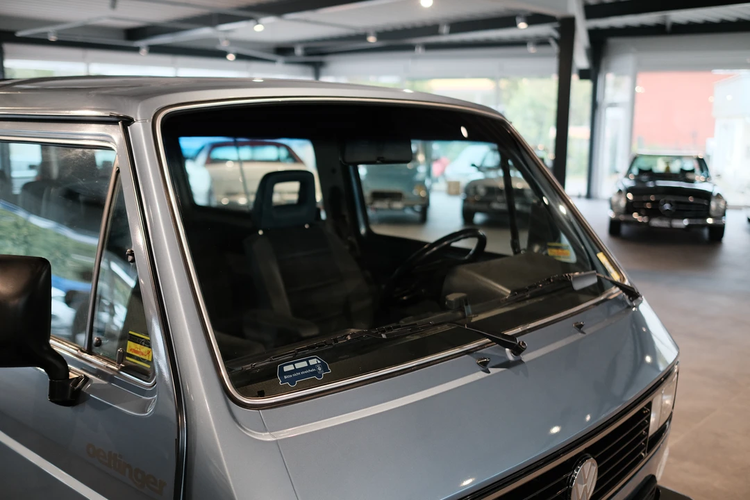 1988 Volkswagen Vanagon - Image 11 of 31