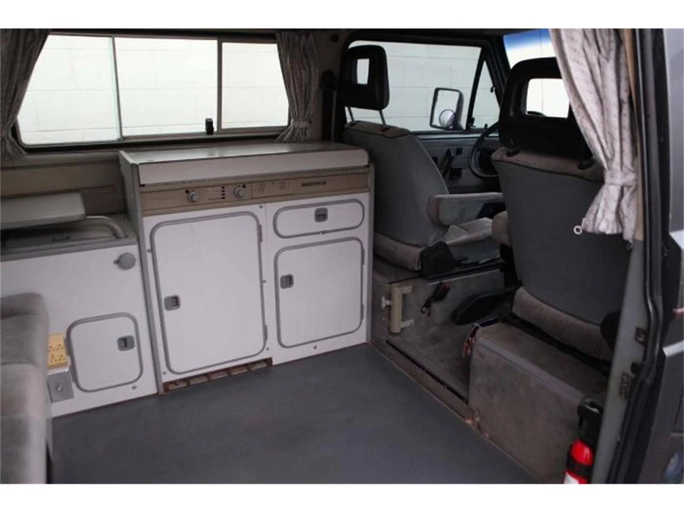 1988 Volkswagen Vanagon - Image 20 of 25