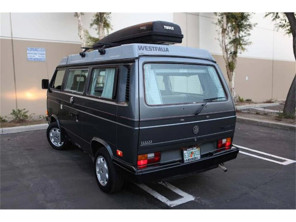 1988 Volkswagen Vanagon - Image 23 of 25