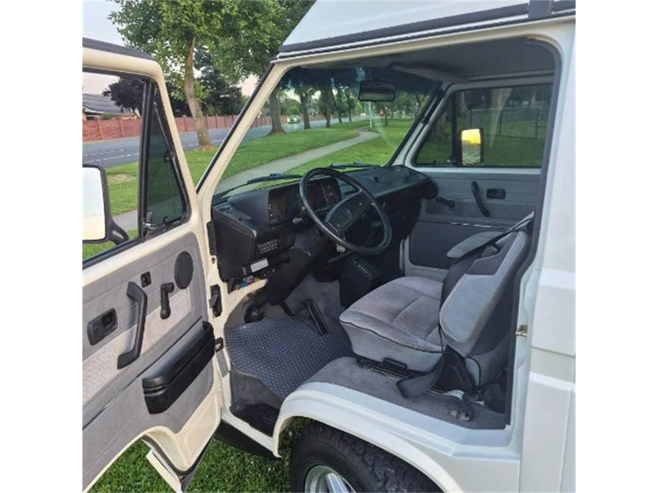 1988 Volkswagen Vanagon - Image 8 of 12