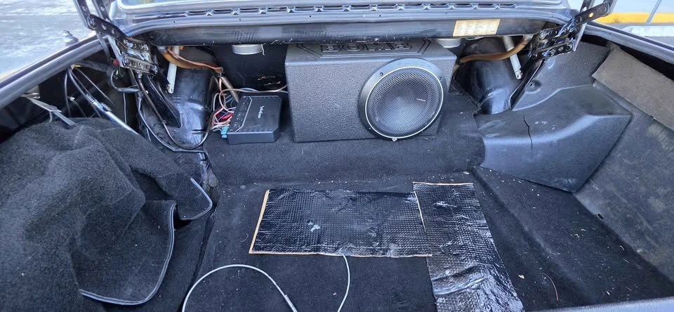 1988 Volvo 244 - Image 13 of 19