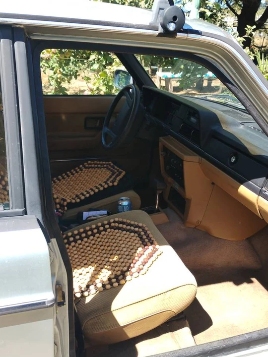 1988 Volvo 244 - Image 2 of 8