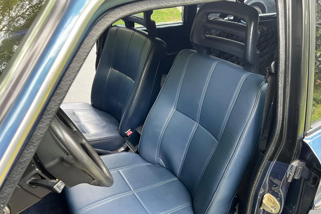 1988 Volvo 245 - Image 26 of 31