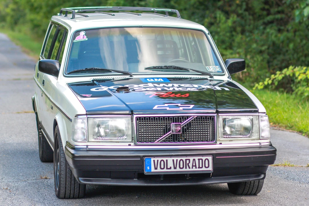 1988 Volvo 245 - Image 2 of 12