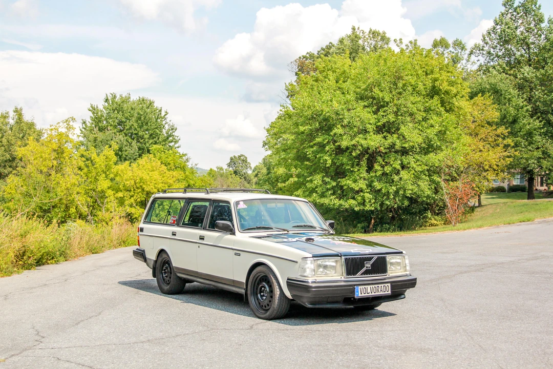 1988 Volvo 245 - Image 9 of 12