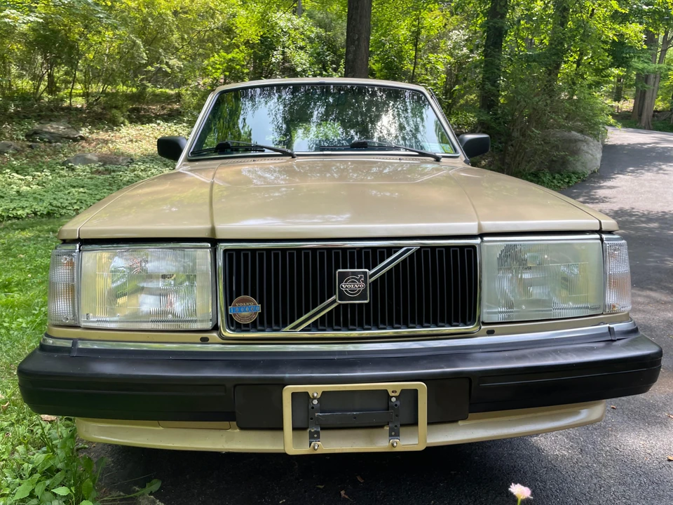 1988 Volvo 245 - Image 21 of 31