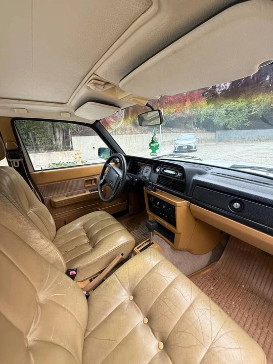 1988 Volvo 244 - Image 16 of 20