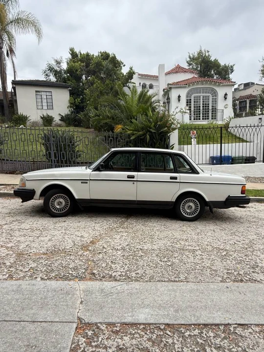 1988 Volvo 244 - Image 20 of 20