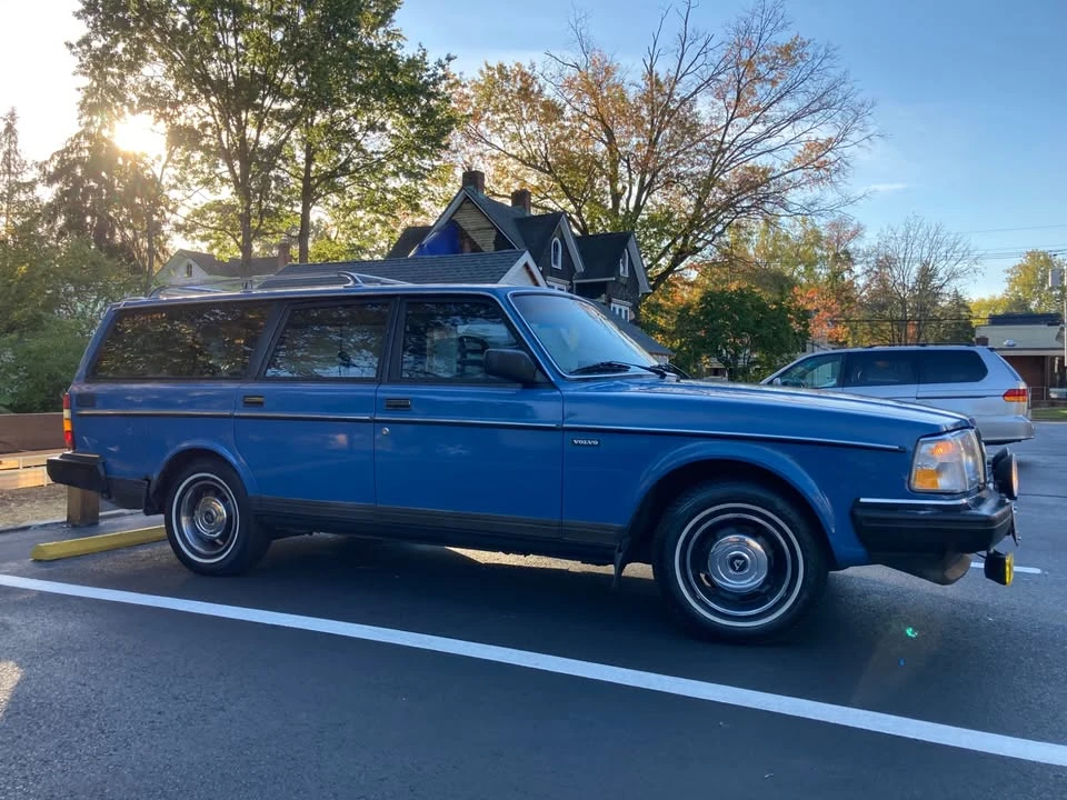 1988 Volvo 244 - Image 3 of 7