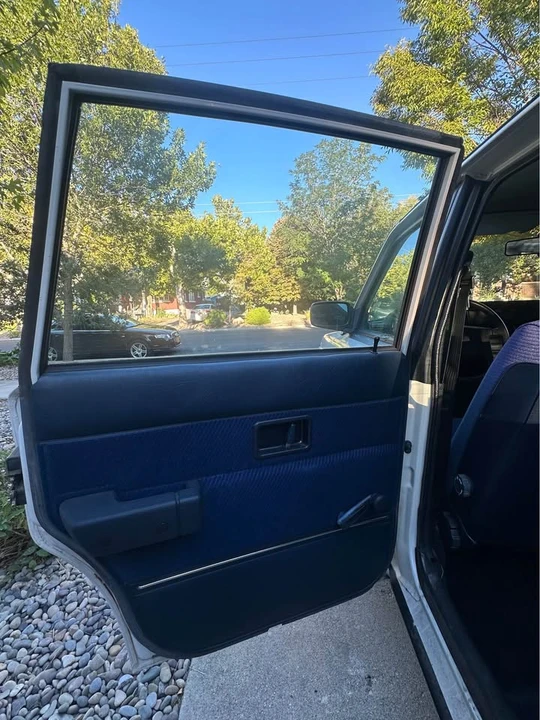 1988 Volvo 244 - Image 17 of 19