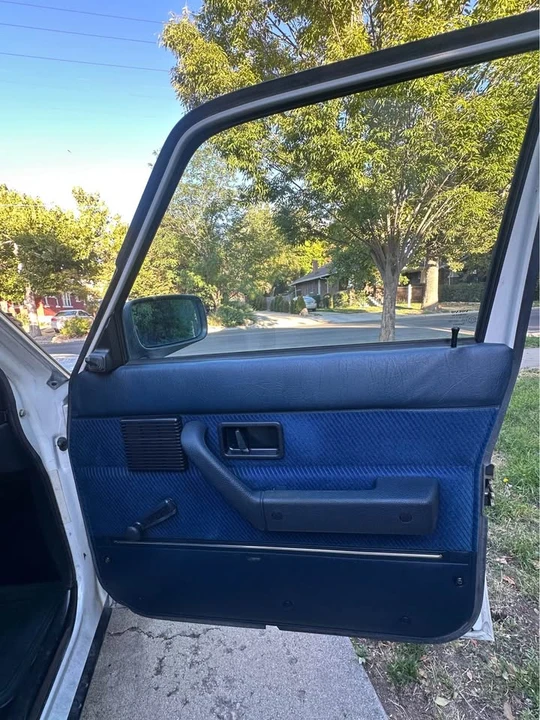 1988 Volvo 244 - Image 14 of 19