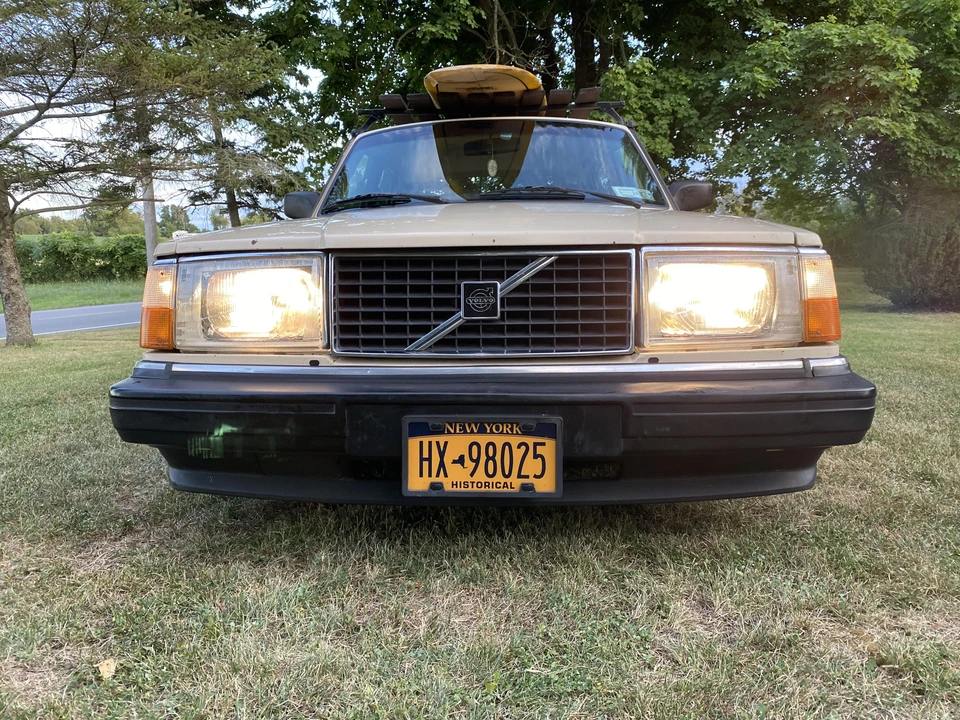 1988 Volvo 244 - Image 6 of 31