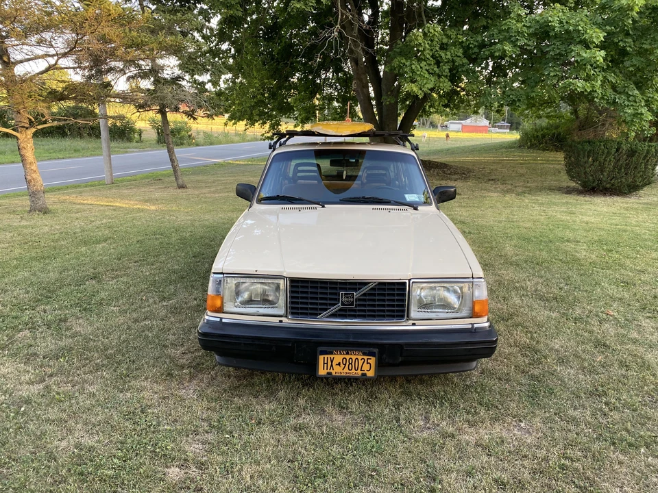 1988 Volvo 244 - Image 29 of 31