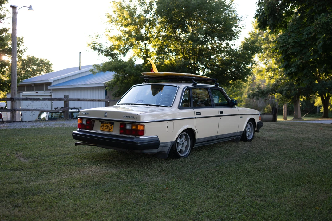 1988 Volvo 244 - Image 20 of 31