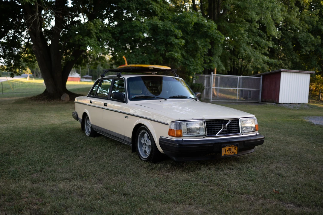 1988 Volvo 244 - Image 25 of 31