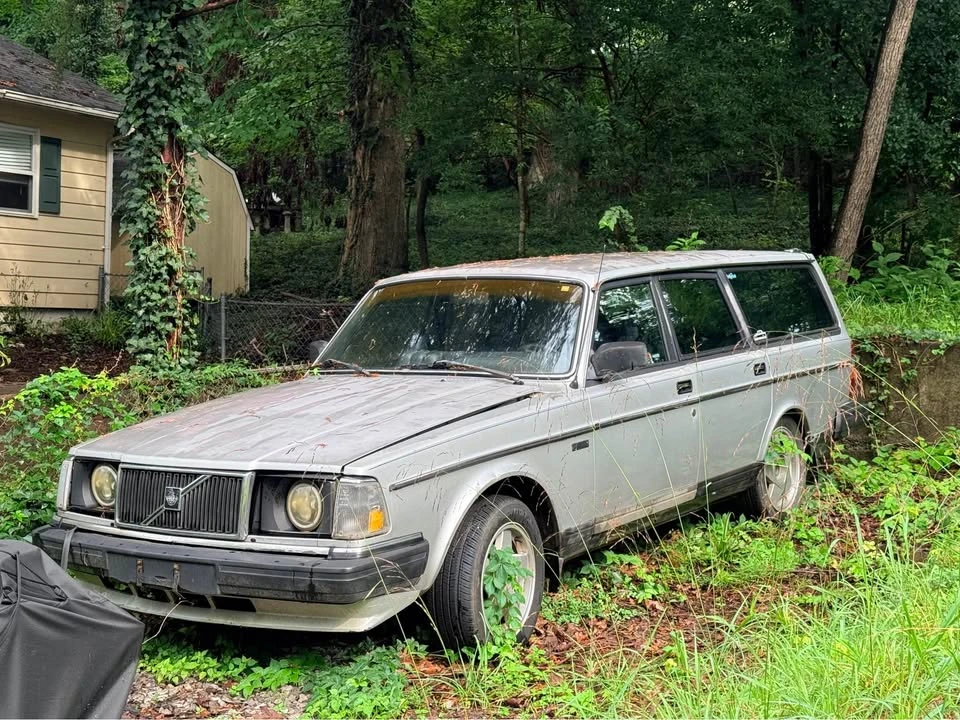 1988 Volvo 245 - Image 6 of 14