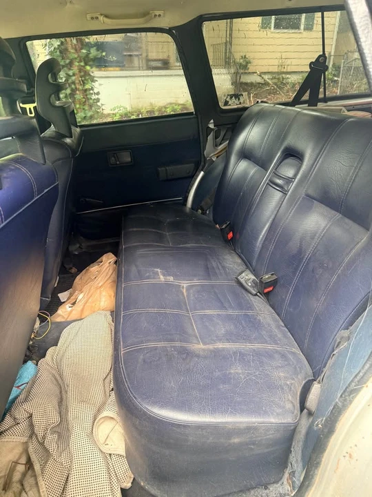 1988 Volvo 245 - Image 10 of 14