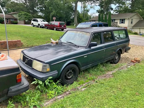1988 Volvo 240 Wagon 4D