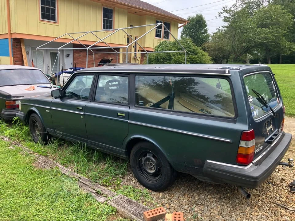 1988 Volvo 245 - Image 2 of 6